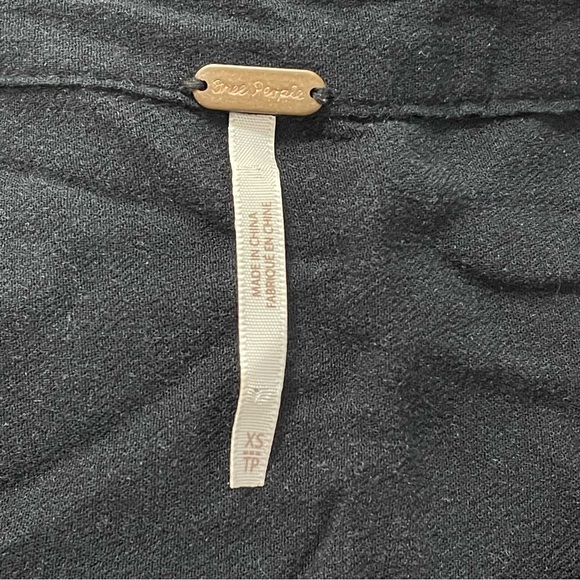 Free People Field of Butterflies Tunic Top Boho Long Sleeve Black Size XS - Picture 8 of 9